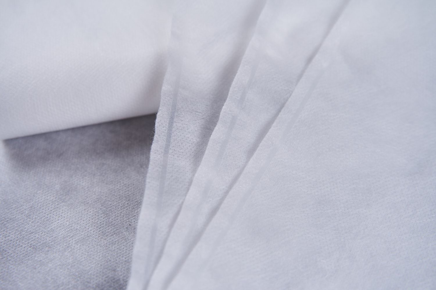 Netkaná textilie jako obal: kdy je lepší než karton - Milmar